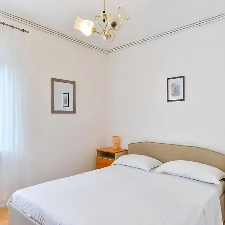 Basic Mario Apartment *